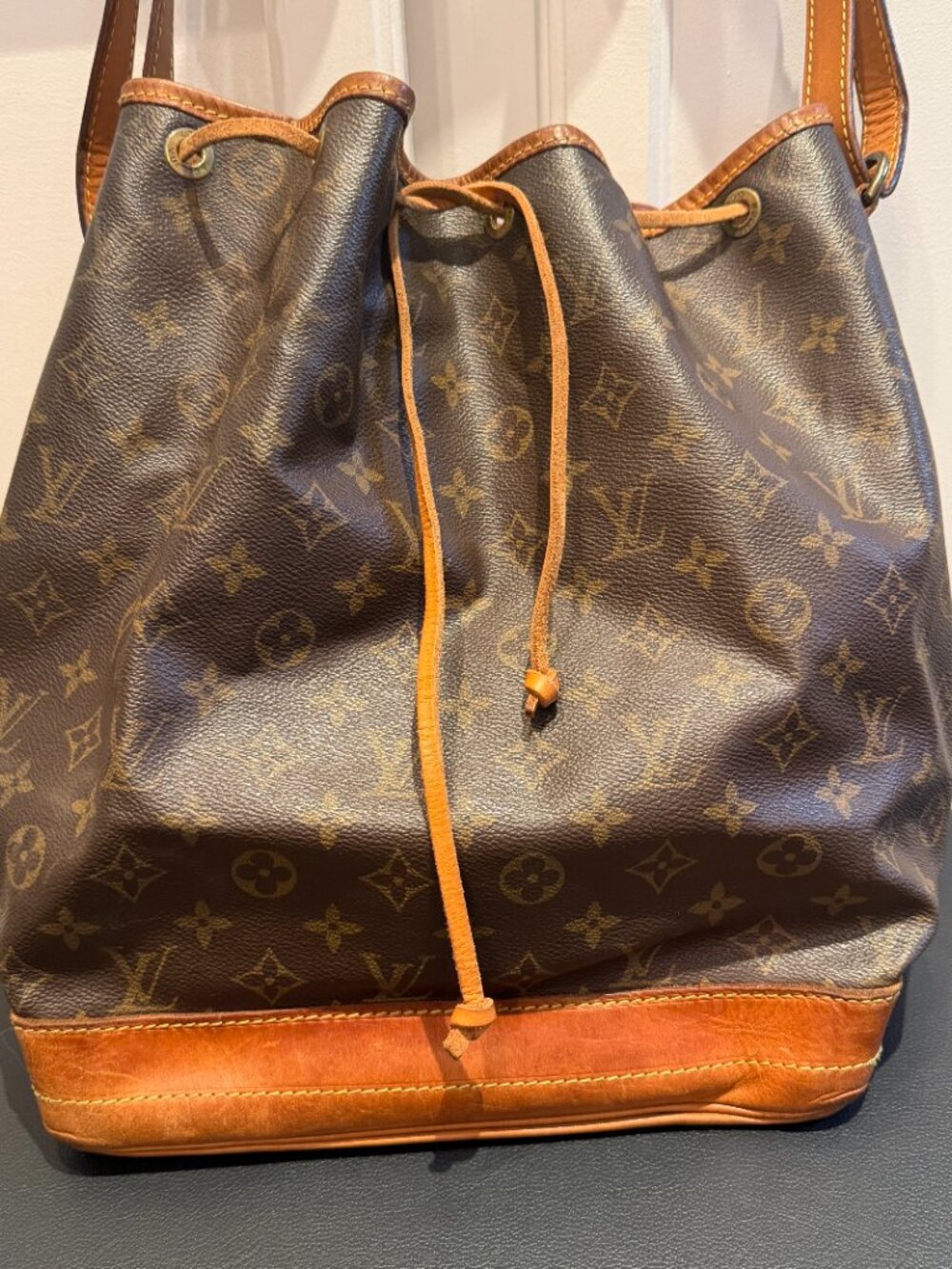 LOUIS VUITTON Noe GM Monogram Canvas Brown Drawstring Bucket Shoulder Bag - Picture 2 of 15
